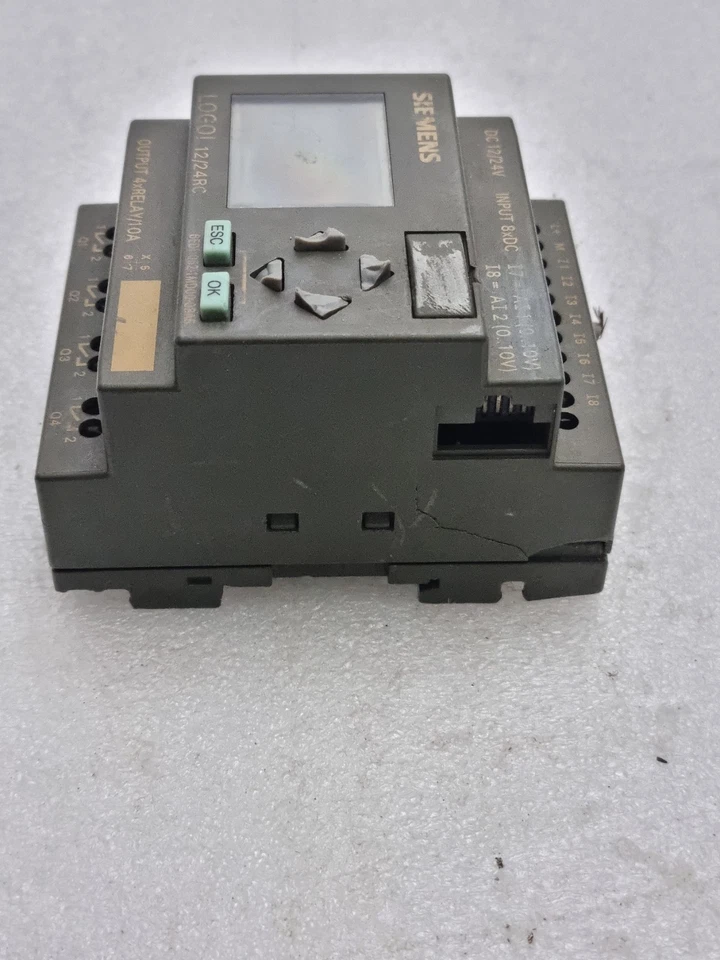 USED SIEMENS 6ED1052-1MD00-0BA5 LOGO PLC MODULE 12/24RC 12/24VDC (MINOR DAMAGED)